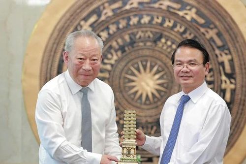 Bí thư Tỉnh ủy Đặng Xuân Phong làm việc với Tập đoàn Xây dựng Thái Bình Dương