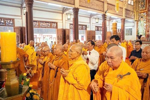 Khánh Hòa: Ban Trị sự GHPGVN tỉnh tổ chức tưởng niệm thương binh, liệt sĩ tại chùa Long Sơn