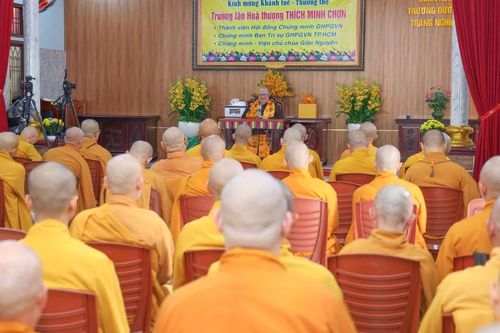 Trưởng lão Hòa thượng Thích Minh Chơn sách tấn chư Tăng an cư tại chùa Giác Nguyên (TP.HCM)