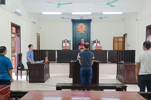 Hà Tĩnh: Tài xế đi sai làn đường làm 2 người tử vong lĩnh án 3,5 năm tù