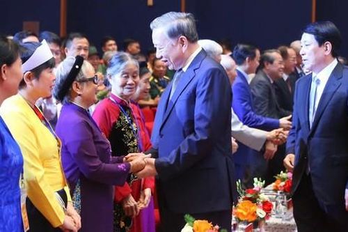 Tổng Bí thư Tô Lâm: Máu đào của các anh hùng liệt sĩ đổ xuống, đất nước nở hoa