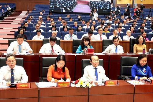 TP. Hồ Chí Minh: Kiên định với mục tiêu tăng trưởng kinh tế trên 8%