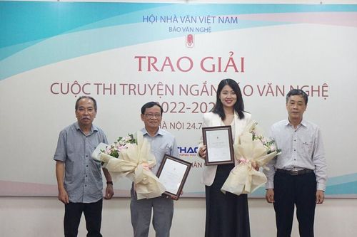 Trao giải Cuộc thi truyện ngắn báo Văn nghệ 2022 - 2024