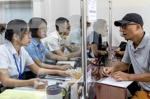 Hà Nội tiếp nhận 66 nghìn hồ sơ, chính quyền 2 cấp vận hành thông suốt