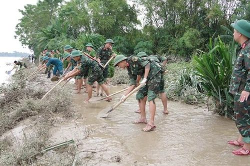 Thanh Hóa khẩn trương tiêu úng, chống ngập sau bão