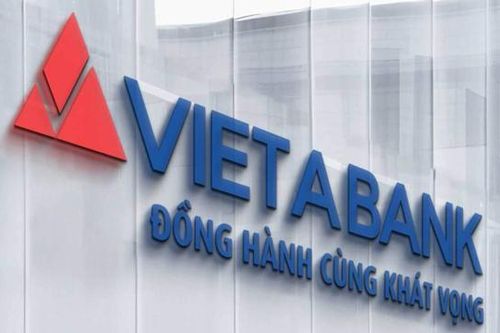 VietABank (VAB): Lợi nhuận quý II tăng 15%, cổ phiếu điều chỉnh sau khi chào sàn HOSE