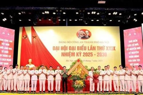 Xứng đáng là chỗ dựa vững chắc của Đảng bộ, chính quyền và Nhân dân Thủ đô Hà Nội