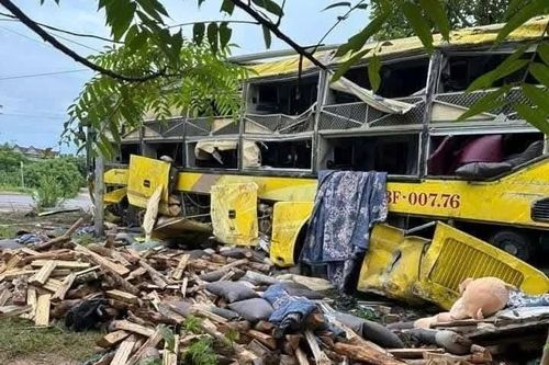 9 nạn nhân thiệt mạng trong vụ tai nạn xe khách giường nằm ở Hà Tĩnh: Có trẻ em 4 tuổi