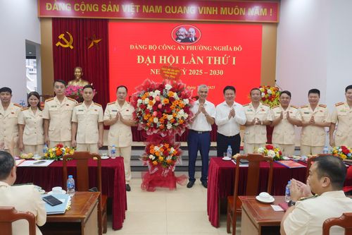 Xây dựng Đảng bộ trong sạch, vững mạnh, không để hình thành 'điểm nóng' về an ninh trật tự
