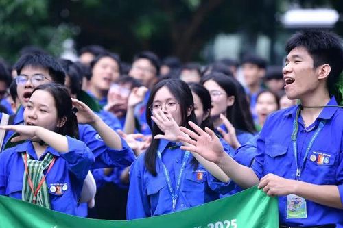 Hơn 10 nghìn sinh viên tình nguyện Thủ đô tham gia chiến dịch 'Mùa hè xanh'