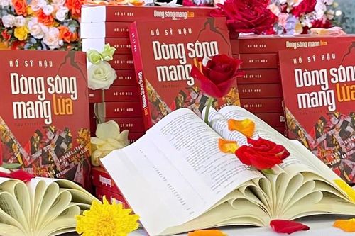 'Dòng sông mang lửa' - bản anh hùng ca về bộ đội xăng dầu Trường Sơn