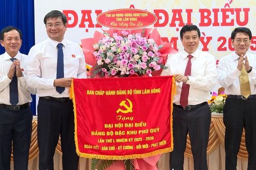 Kết hợp chặt chẽ giữa phát triển kinh tế Đặc khu Phú Quý với đảm bảo an ninh quốc phòng