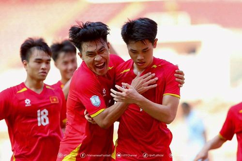 Thắng Philippines, U23 Việt Nam lần thứ ba liên tiếp vào chung kết giải Đông Nam Á