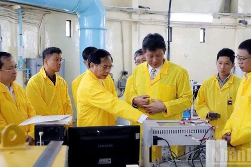 Phó Thủ tướng Bùi Thanh Sơn thăm và làm việc với Viện nghiên cứu hạt nhân