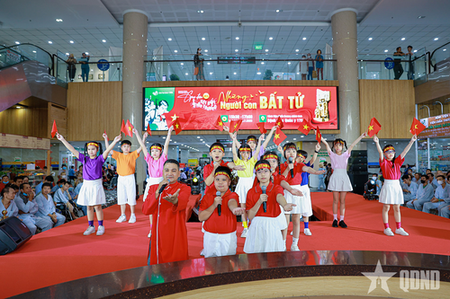 Bệnh viện Quân y 175 tổ chức chương trình giai điệu kết nối yêu thương 'Những người con bất tử'