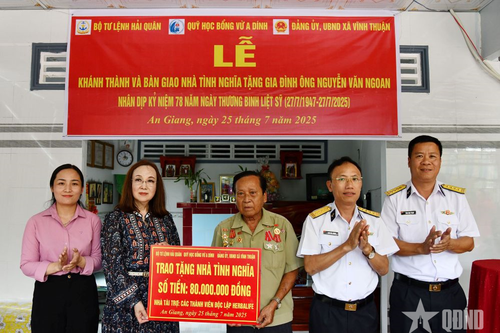 Bộ tư lệnh Vùng 5 Hải quân tri ân người có công và gia đình chính sách