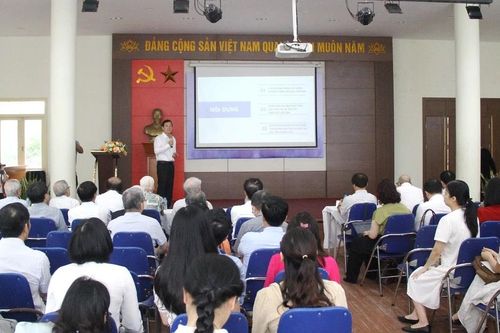 Hoàn thiện bản thảo cuốn sách '80 năm Giáo dục Việt Nam'