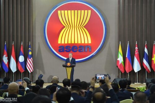 Các chuyên gia khu vực: Việt Nam đang là hình mẫu về đối ngoại trong ASEAN