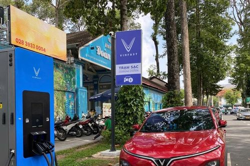 Tăng tốc đầu tư hạ tầng trạm sạc