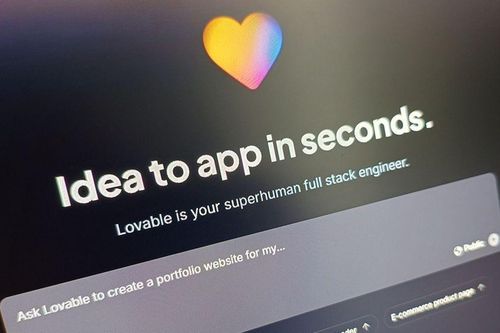 Kiếm 1 triệu USD mỗi ngày nhờ hỗ trợ mọi người viết app không cần code