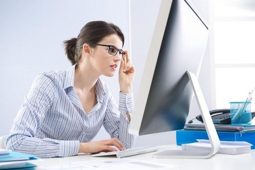 6 cách giúp bảo vệ đôi mắt giảm thiểu tác động từ màn hình máy tính