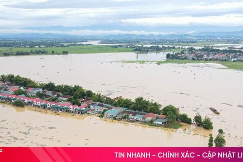 Lũ sông Cả đổ về, nhiều vùng ven sông La - Hà Tĩnh bị chia cắt