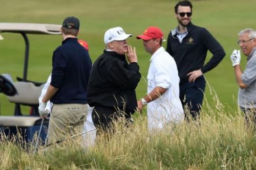 Khi thú vui golf của ông Donald Trump trở thành tâm điểm chính trị