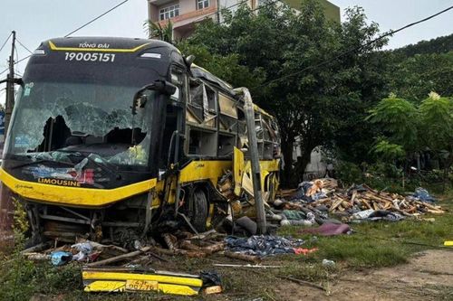 Vụ lật xe khách ở Hà Tĩnh: Lời kể của nhân chứng tại hiện trường