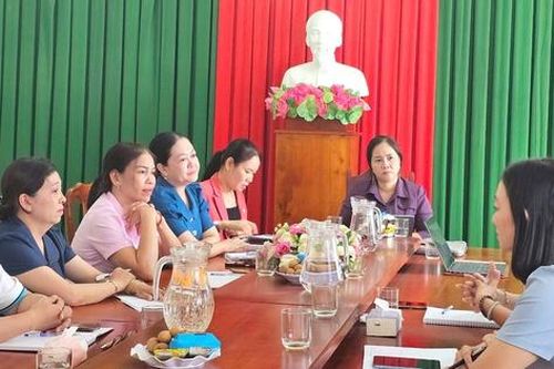 Vĩnh Long: Kịp thời tháo gỡ khó khăn để Hội phụ nữ cơ sở hoạt động thông suốt