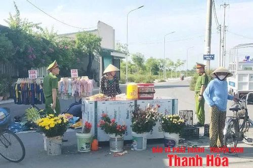 Nguy cơ mất an toàn trên các tuyến đường giao thông nông thôn