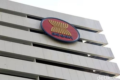 Malaysia kêu gọi tăng cường thương mại nội khối ASEAN