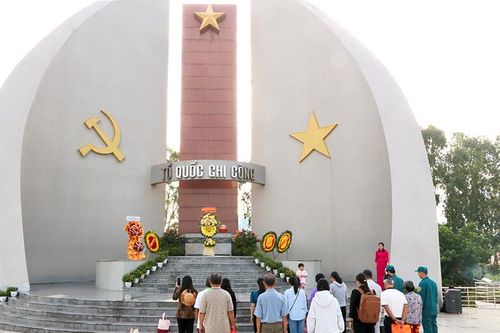 Kỷ niệm ngày này - hai chữ bổn phận!