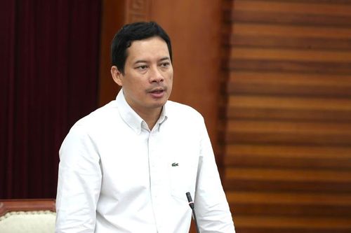 Bộ Văn hóa, Thể thao và Du lịch giải thích việc chưa hạn chế người nổi tiếng vi phạm xuất hiện