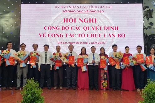 Gia Lai: Sở Giáo dục và Đào tạo công bố các quyết định về công tác cán bộ