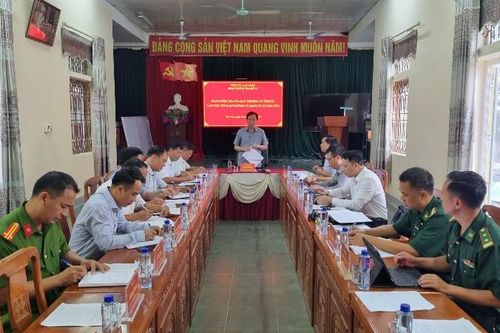 Đoàn Kiểm tra số 10 của Ban Thường vụ Tỉnh ủy làm việc với Ban Thường vụ Đảng ủy xã Thu Lũm, Mù Cả