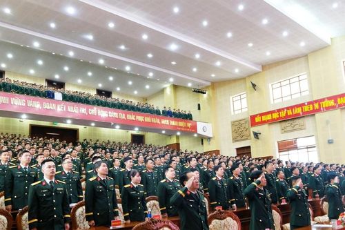 Học viện Lục quân: Hơn 700 học viên tốt nghiệp các khóa