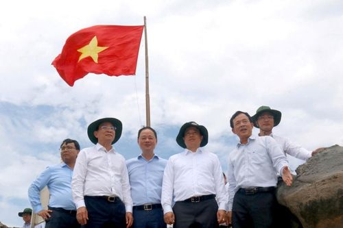 Lãnh đạo tỉnh Lâm Đồng kiểm tra công tác vận hành bộ máy và một số dự án trọng điểm tại Phú Quý