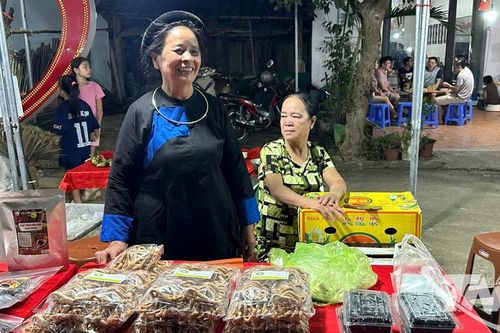 Quà quê mang hồn Phố cổ