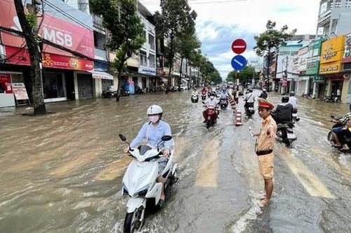 Cần Thơ chỉ rõ nguyên nhân ngập và kẹt xe nội ô