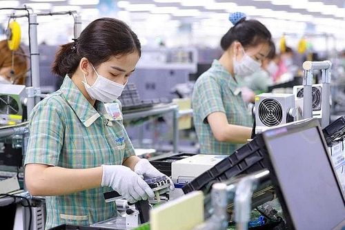 Việt Nam có nền tảng vững chắc để duy trì đà tăng trưởng