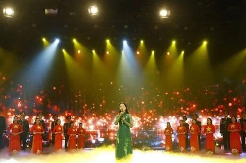 Tên anh thành tên đất nước
