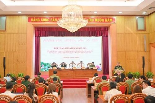 Đổi mới công tác giáo dục lý luận chính trị đáp ứng yêu cầu phát triển trong kỷ nguyên vươn mình