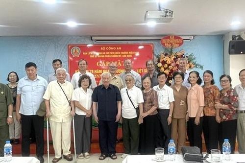 Ban liên lạc Công an chi viện chiến trường miền Nam tri ân hội viên thương binh, thân nhân liệt sĩ