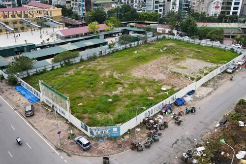 Nhiều thửa đất bị bỏ hoang tại phường Hà Đông