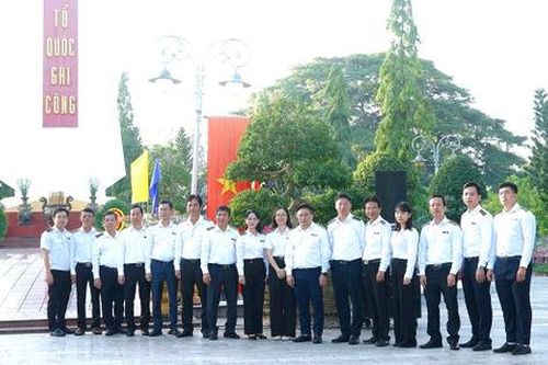 Kiểm toán nhà nước khu vực V tri ân các Anh hùng liệt sỹ, người có công
