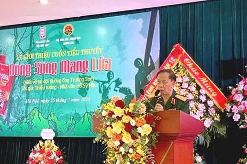 'Dòng sông mang lửa' - huyền thoại về bộ đội xăng dầu Trường Sơn