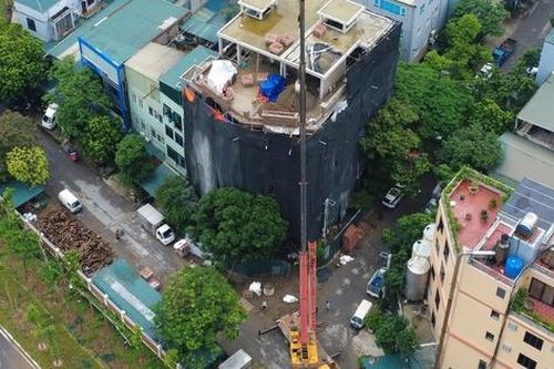 Hà Nội: Biệt thự, nhà cao tầng 'mọc' trái phép trong cụm công nghiệp làng nghề