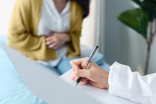 Vitamin và khoáng chất nào tốt cho người viêm loét đại tràng?