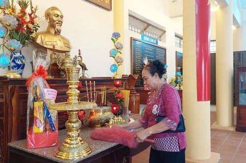 Xúc động nghĩa tình đồng đội Quân y Miền B2