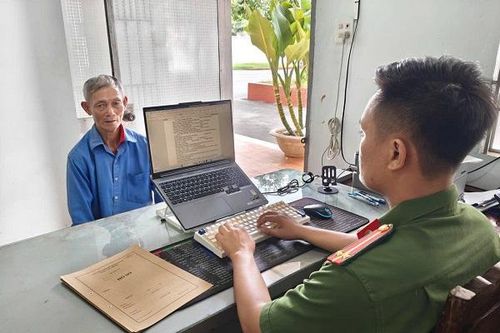 Thay tên đổi họ, trốn truy nã suốt 38 năm vẫn không thoát